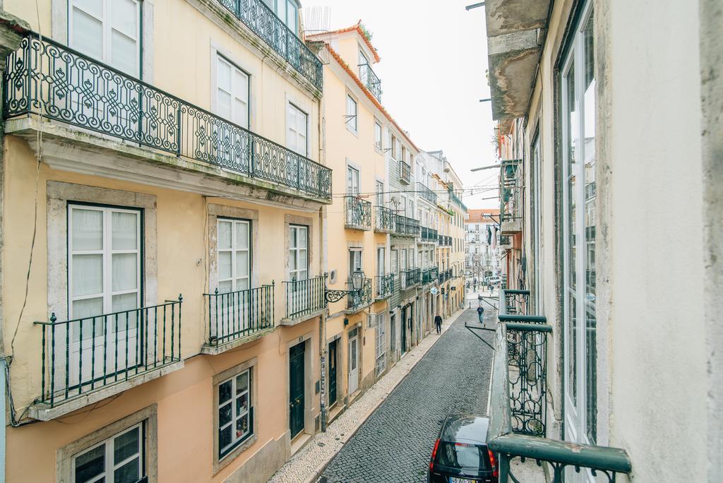 Camoes Deluxe Bairro Alto Appartement Lissabon Buitenkant foto