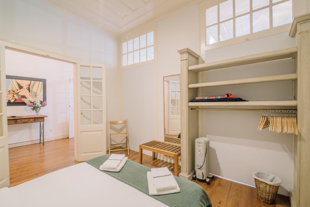 Camoes Deluxe Bairro Alto Appartement Lissabon Buitenkant foto